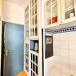 Hostdomus - Paradiso Апартаменты *