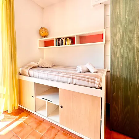 Apartament Hostdomus - Paradiso Finale Ligure