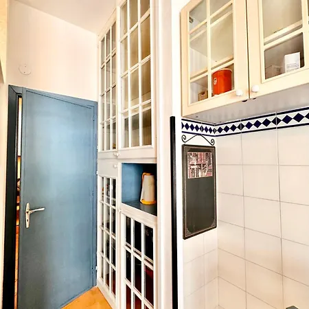 Hostdomus - Paradiso Apartment *