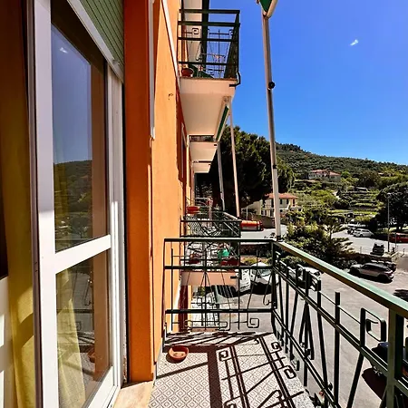 Apartament Hostdomus - Paradiso Finale Ligure