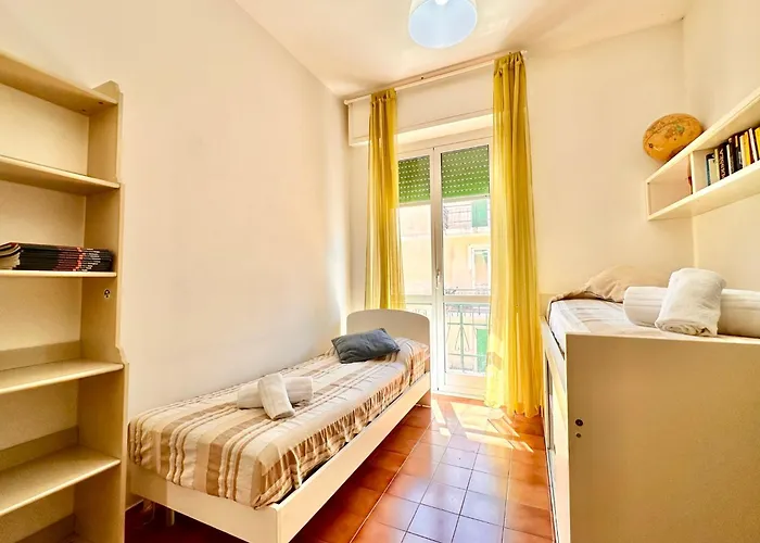 Hostdomus - Paradiso Appartement *