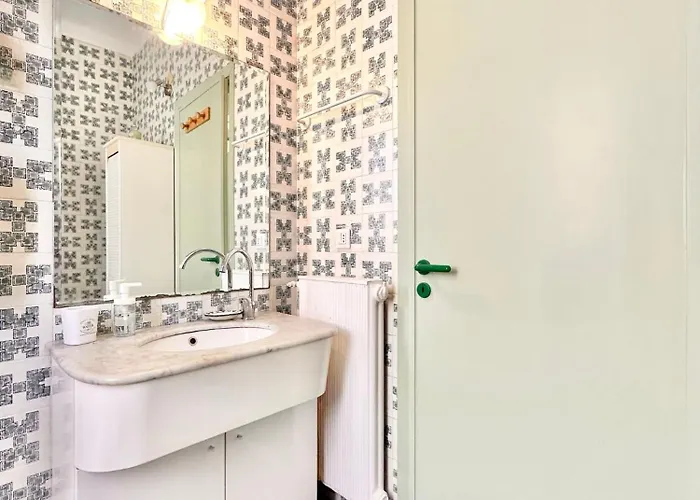 Appartement Hostdomus - Paradiso *