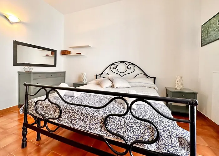 Appartement Hostdomus - Paradiso Finale Ligure