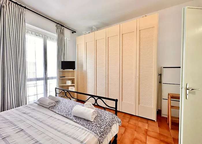 Hostdomus - Paradiso Appartement Finale Ligure