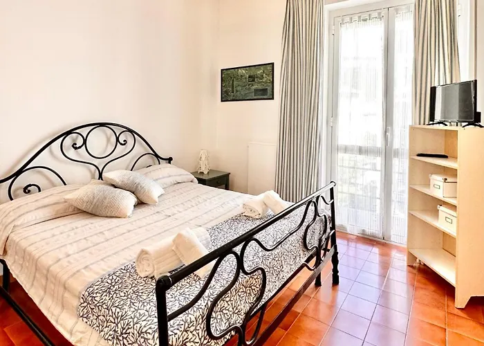 Hostdomus - Paradiso Appartement